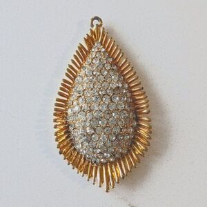 Vintage Pavé Rhinestone Gold Tone Pendant